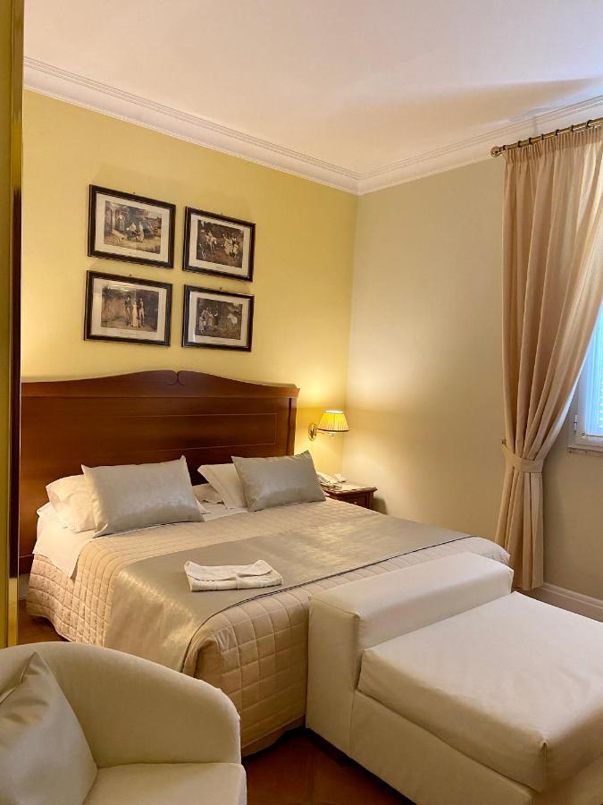 Hotel Akropolis - Museum Hotel Таранто Экстерьер фото